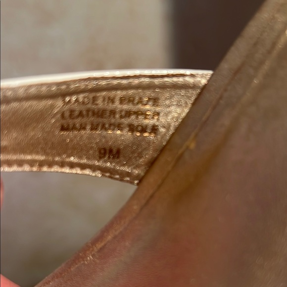 White and Gold Lilly Sandals size 9 - Picture 14 of 14